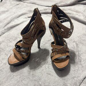 Donald Pliner Lisa Brown Leather Gladiator Pumps
